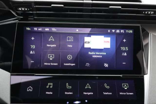 Peugeot 408 (2023) thumbnail 21