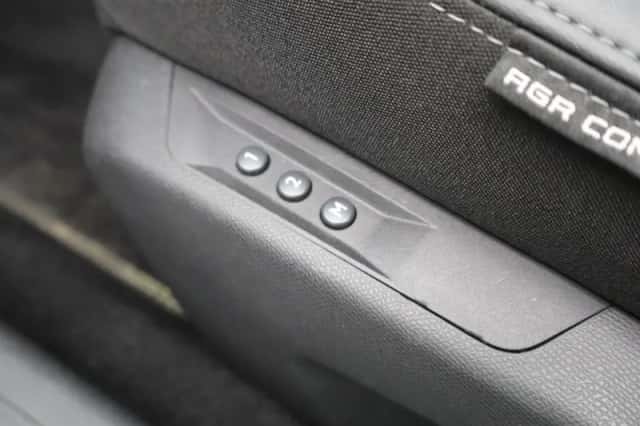 Peugeot 408 (2023) thumbnail 37