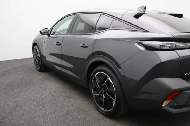 Peugeot 408 (2023) thumbnail 50