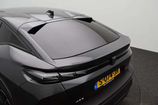 Peugeot 408 (2023) thumbnail 51