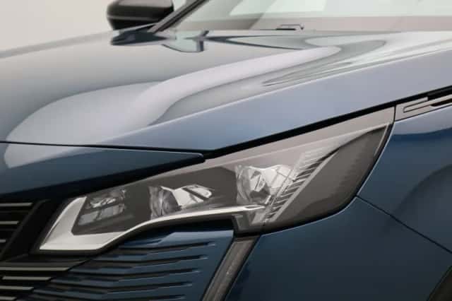 Peugeot 3008 (2023) thumbnail 16
