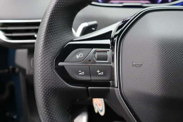 Peugeot 3008 (2023) thumbnail 21