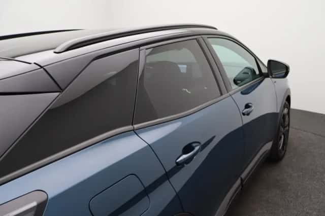 Peugeot 3008 (2023) thumbnail 43