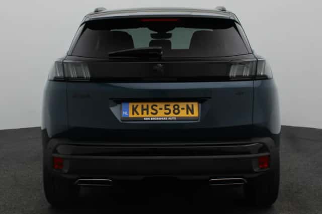 Peugeot 3008 (2023) thumbnail 6