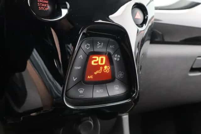 Peugeot 108 (2018) thumbnail 23
