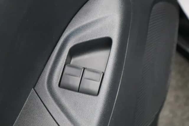 Peugeot 108 (2018) thumbnail 27