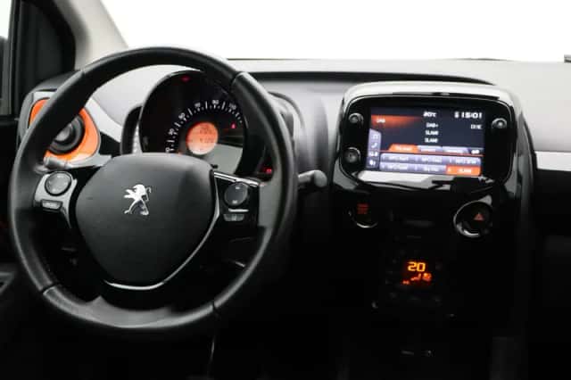 Peugeot 108 (2018) thumbnail 32