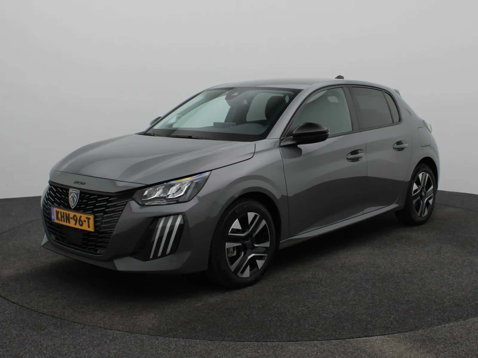 Peugeot 208 (2025) — foto 1