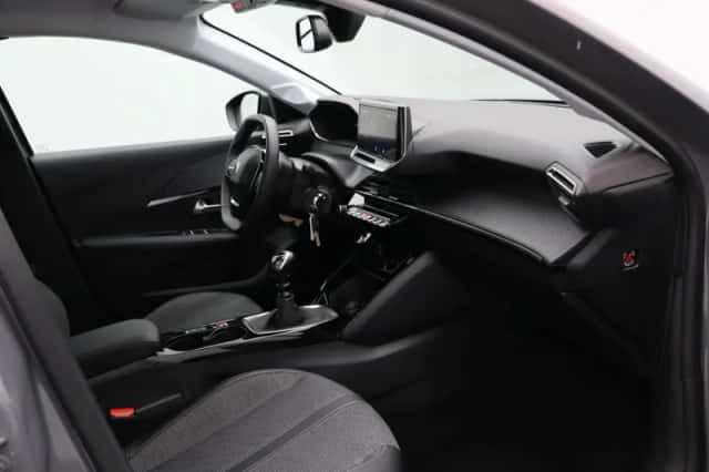 Peugeot 208 (2025) thumbnail 32