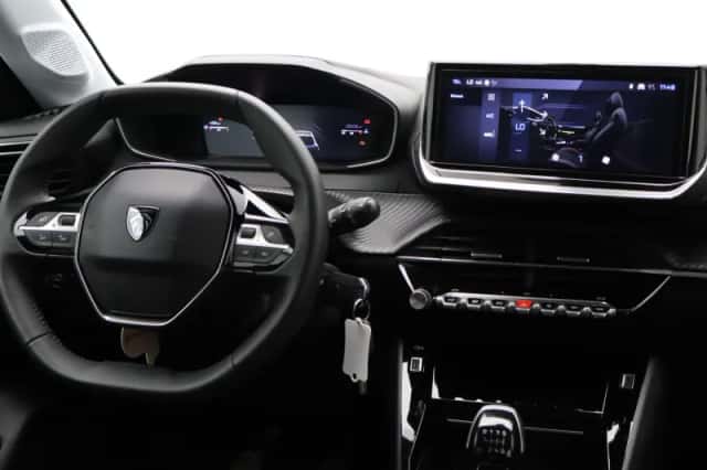 Peugeot 208 (2025) thumbnail 33