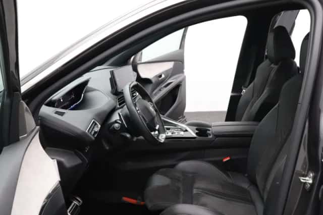 Peugeot 5008 (2021) thumbnail 11