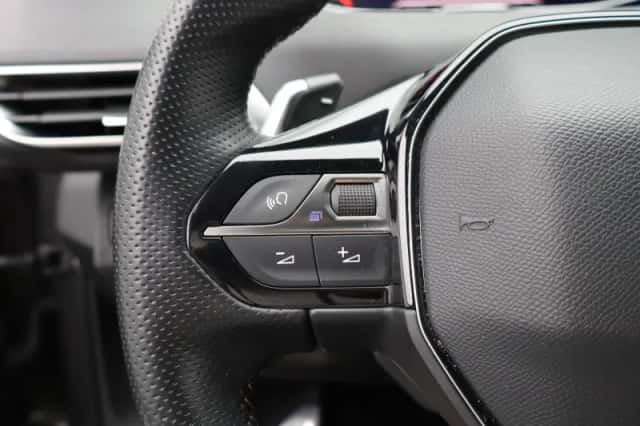 Peugeot 5008 (2021) thumbnail 21