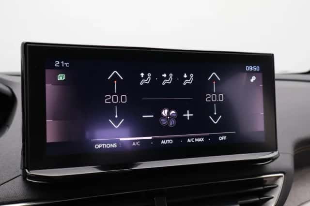 Peugeot 5008 (2021) thumbnail 24