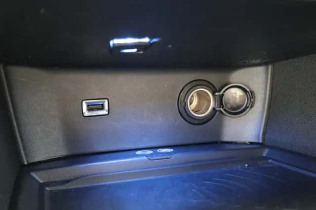 Peugeot 5008 (2021) thumbnail 27