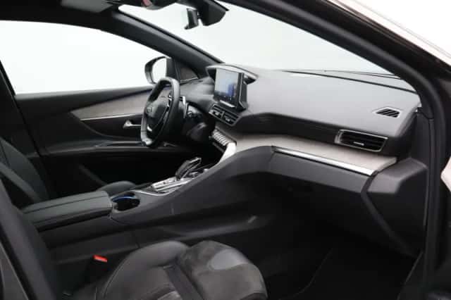 Peugeot 5008 (2021) thumbnail 38