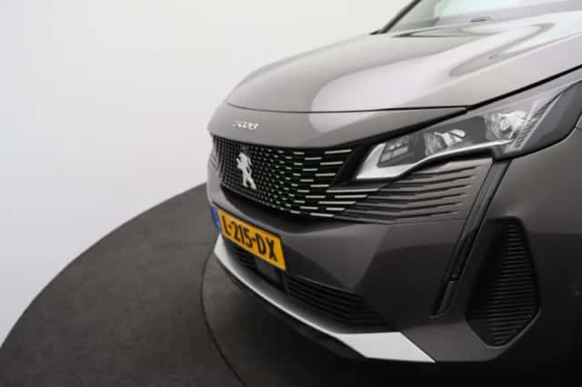 Peugeot 5008 (2021) thumbnail 43