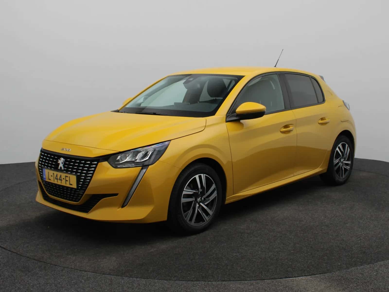 Peugeot 208 (2021) — foto 1