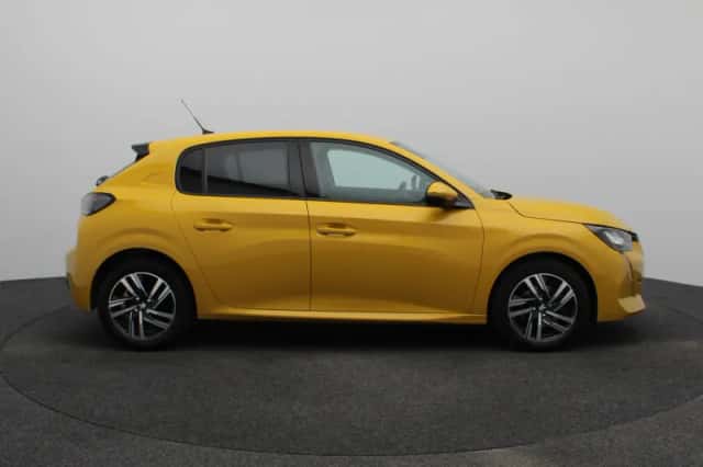 Peugeot 208 (2021) thumbnail 14