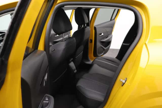 Peugeot 208 (2021) thumbnail 16