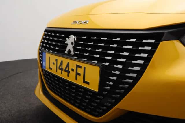 Peugeot 208 (2021) thumbnail 41