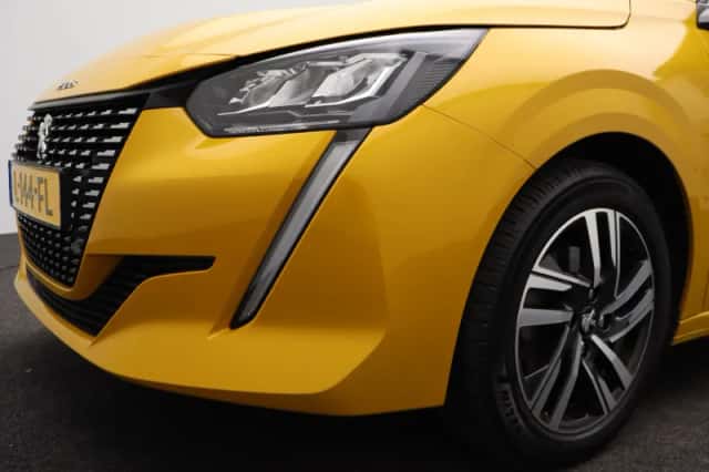 Peugeot 208 (2021) thumbnail 42