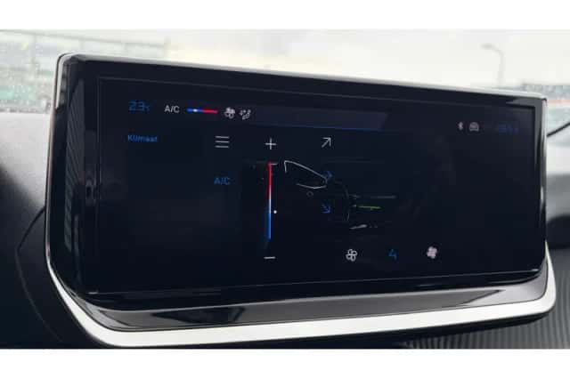 Peugeot 208 (2026) thumbnail 2