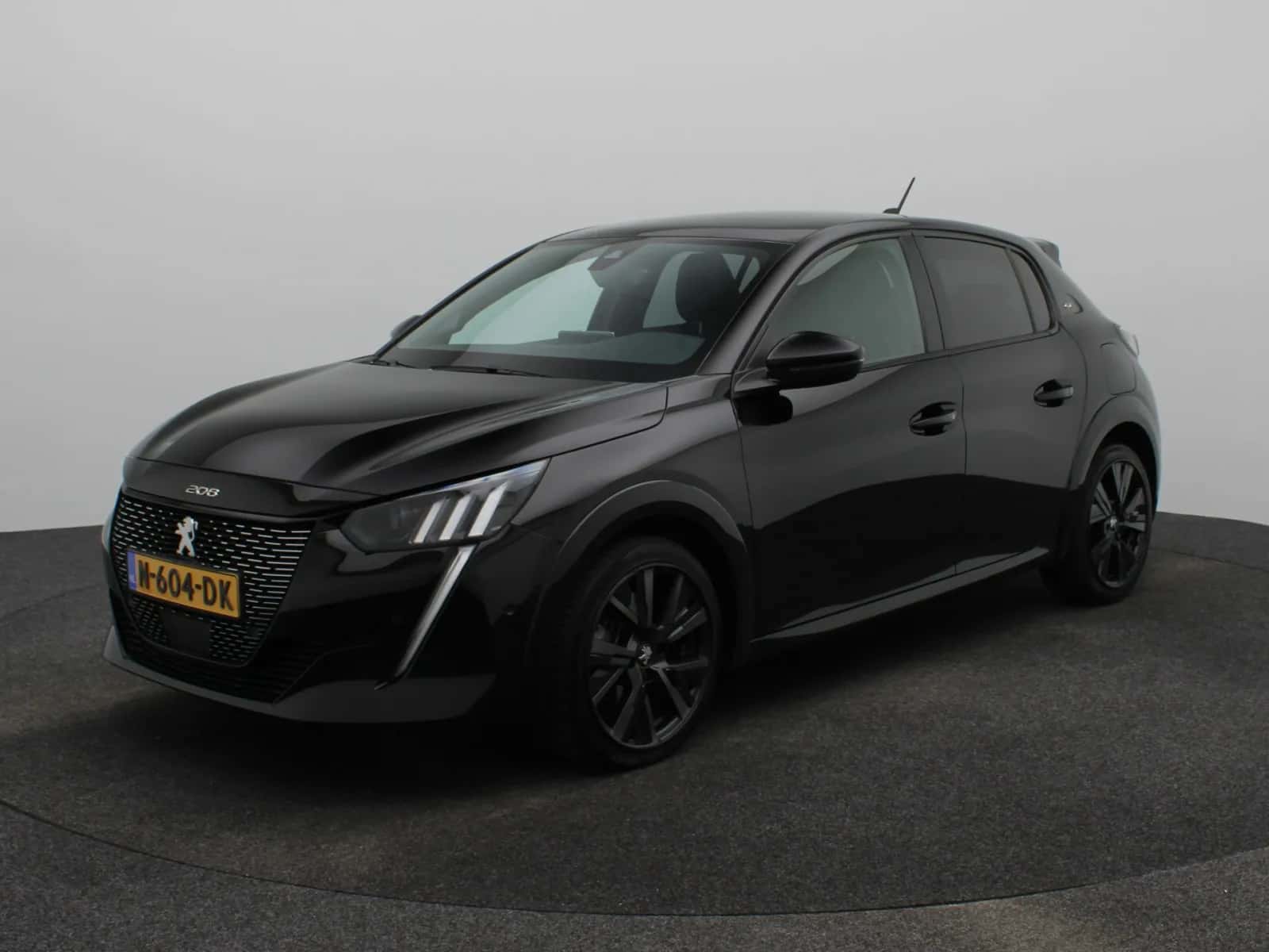 Peugeot 208 (2021) — foto 1
