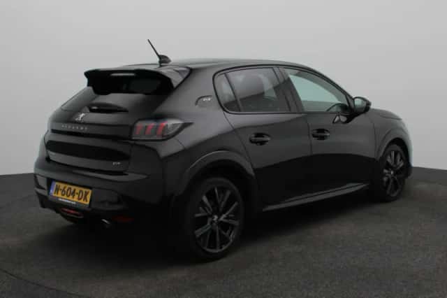 Peugeot 208 (2021) thumbnail 2