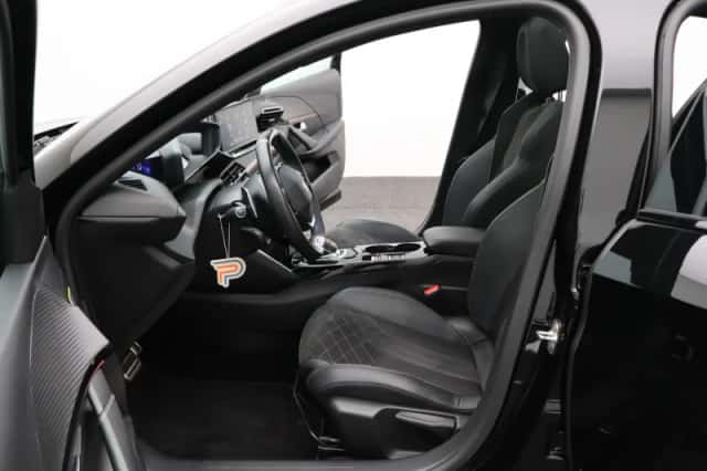 Peugeot 208 (2021) thumbnail 12