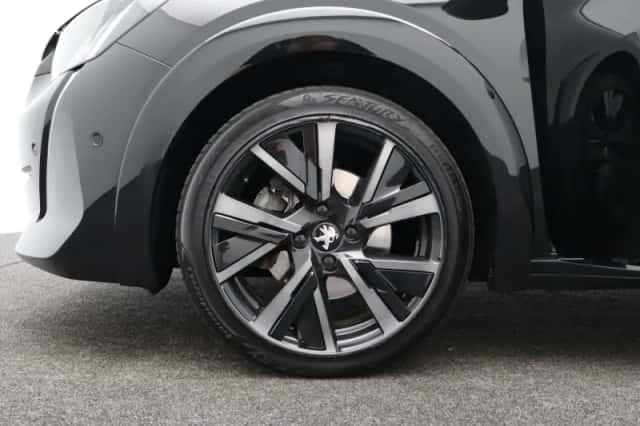 Peugeot 208 (2021) thumbnail 18