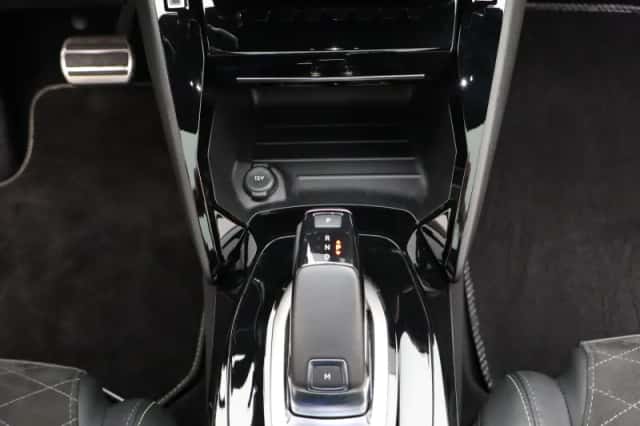 Peugeot 208 (2021) thumbnail 8