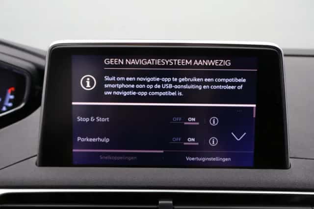 Peugeot 3008 (2021) thumbnail 26