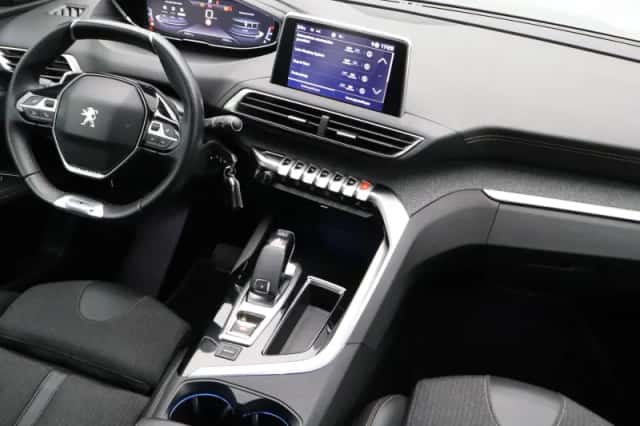 Peugeot 3008 (2021) thumbnail 43