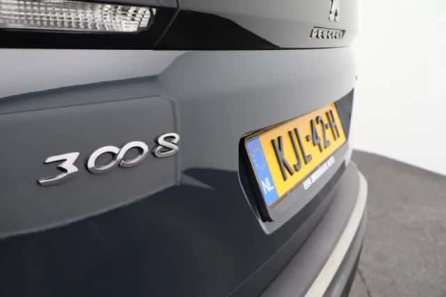 Peugeot 3008 (2021) thumbnail 50