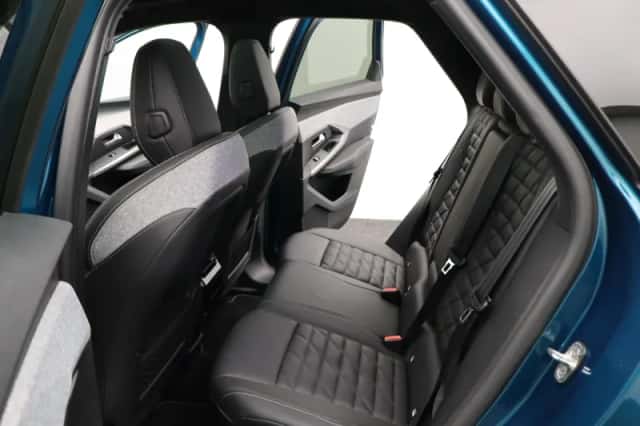 Peugeot e-3008 (2024) thumbnail 12