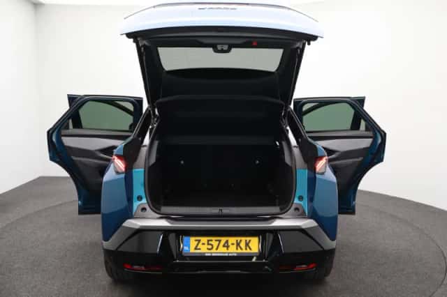 Peugeot e-3008 (2024) thumbnail 16