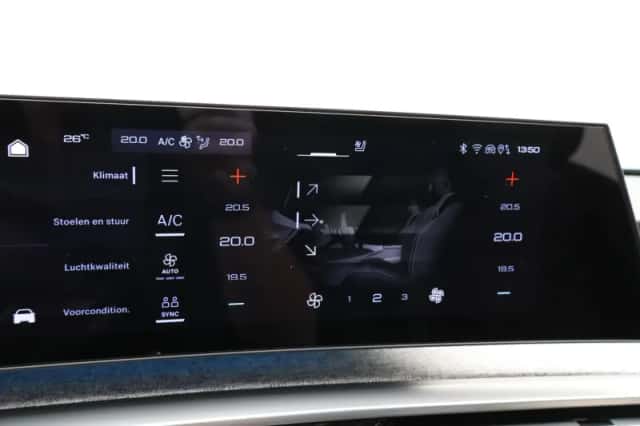 Peugeot e-3008 (2024) thumbnail 22