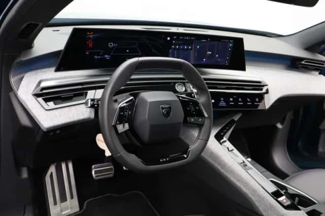 Peugeot e-3008 (2024) thumbnail 30