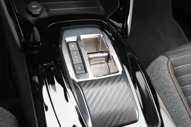 Peugeot e-2008 (2023) thumbnail 20