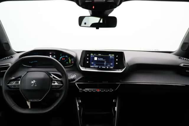 Peugeot e-2008 (2023) thumbnail 33