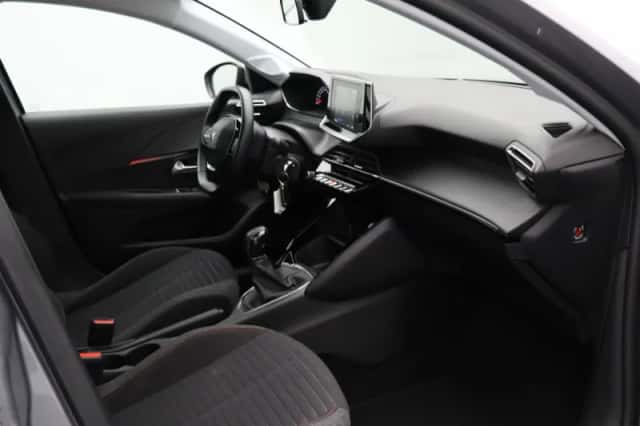 Peugeot 208 (2020) thumbnail 31