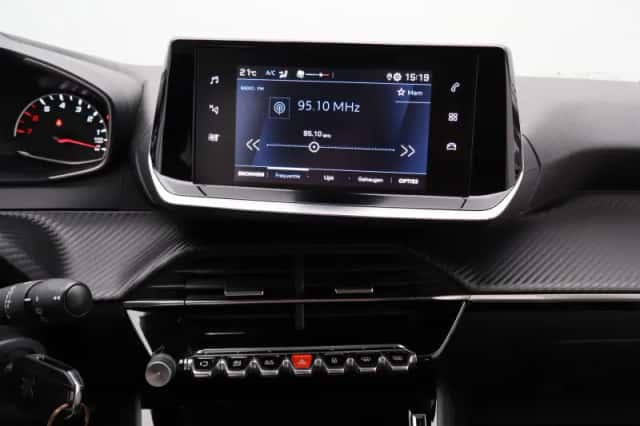 Peugeot 208 (2020) thumbnail 7