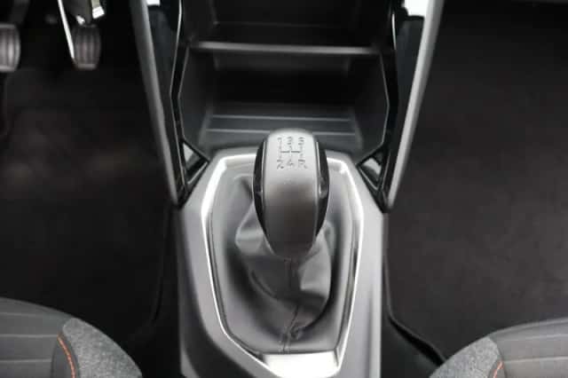 Peugeot 208 (2020) thumbnail 8