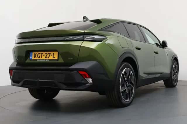 Peugeot e-408 (2026) thumbnail 2