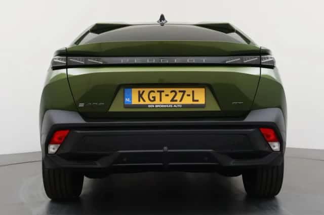 Peugeot e-408 (2026) thumbnail 6