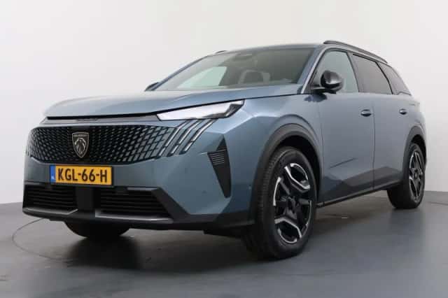 Peugeot E-5008 (2026) thumbnail 1