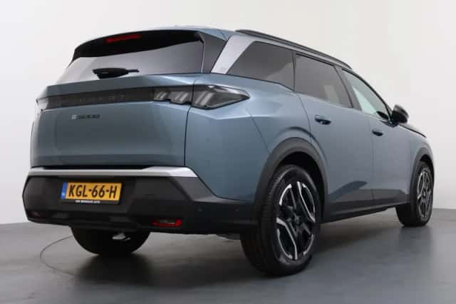 Peugeot E-5008 (2026) thumbnail 2