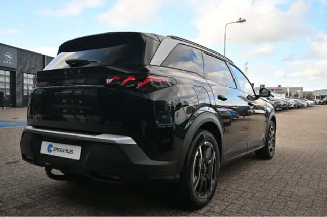 Peugeot 5008 (2026) thumbnail 3