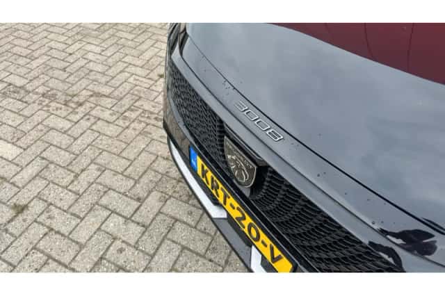 Peugeot e-3008 (2026) thumbnail 4