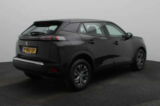 Peugeot 2008 (2022) thumbnail 2